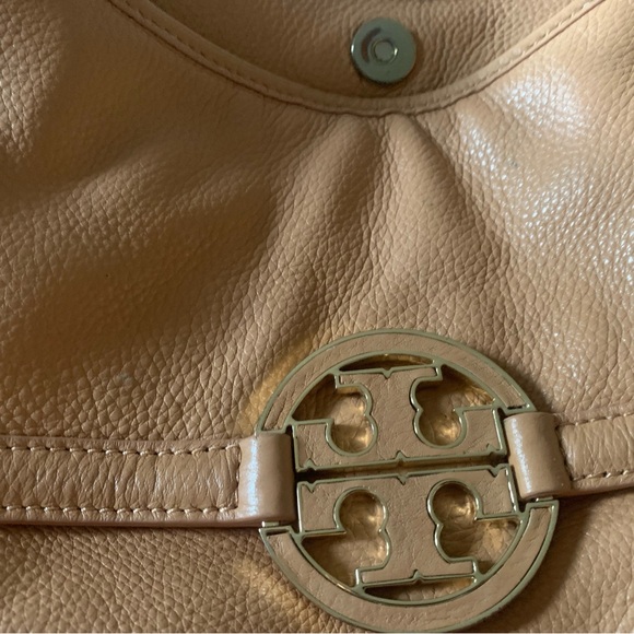 Tory Burch Camel Leather Shoulder Bag - Picture 10 of 12